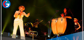 Cecilia Bracamonte: Volvió a escena con pop , balada, cumbia y los clásicos criollos 