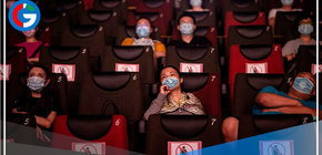 Autorizan a cines la venta de bebidas y alimentos a vacunados con dos dosis