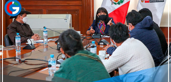 Premier anuncia levantamiento de medidas de fuerza por cocaleros en Puno