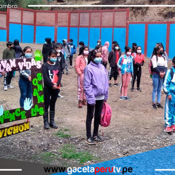 Escolares de 100 colegios de Huari reciben clases en modalidad semipresencial 