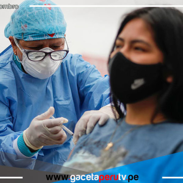 Covid-19: vacunación de adolescentes de 15, 16 y 17 años empieza este sábado 