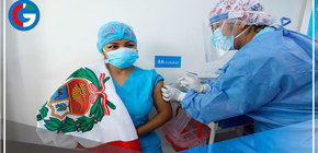 Covid-19: a fines de octubre estarían vacunando con la tercera dosis al personal de salud 