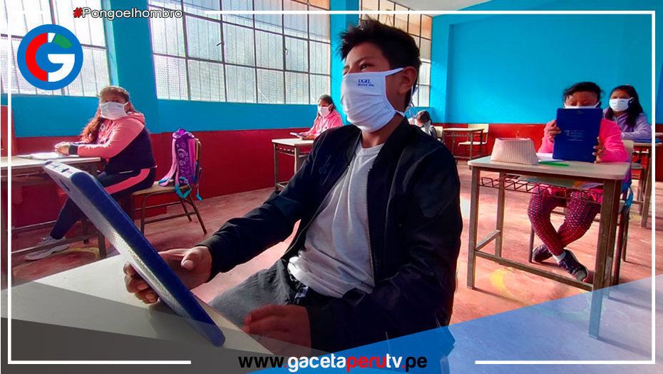Retorno de escolares a clases presenciales será en marzo del 2022 y al 100%