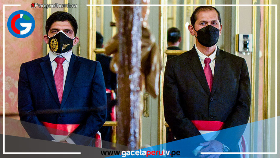 Anoche juraron dos nuevos ministros de Estado, el de Defensa y Producción