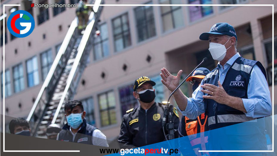 Alcalde de Lima lideró simulacro de incendio en Mesa Redonda