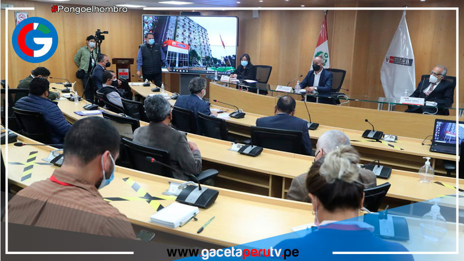 Transportistas de Lima y Callao se reúnen con ministros