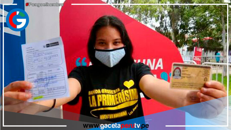 Covid-19: menores de 12 a 17 años pueden vacunarse acompañados por un adulto