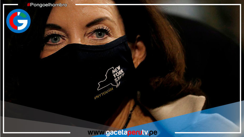 Imponen el uso de mascarillas en espacios de interior públicos de Nueva York