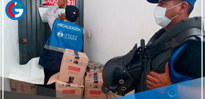 Clausuran depósito donde se almacenaba golosinas y panetones vencidos 