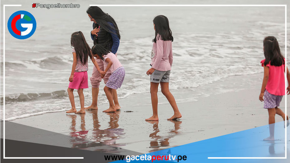 Se levanta restricciones en las playas de Lima, y bañista acuden a ellas