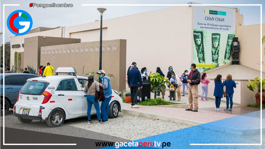 Cerca de 1,000 turistas disfrutaron de atractivo programa cultural en Chan Chan