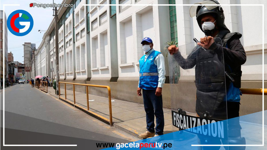 Retiran a 120 comerciantes informales de la vía pública en centro de la ciudad de Lima