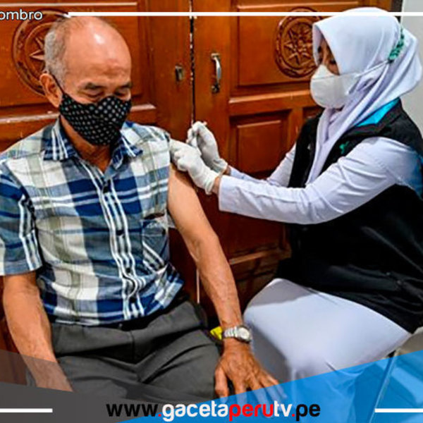 En Grecia empiezan a multar a los mayores de 60 años no vacunados