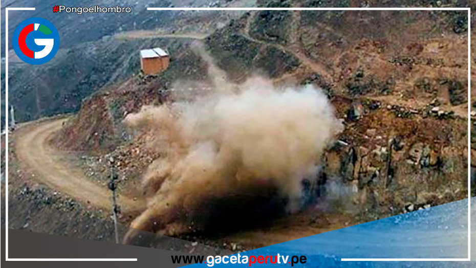 Inician trabajos de perforación y voladura para construcción de nueva vía en el Pasamayito