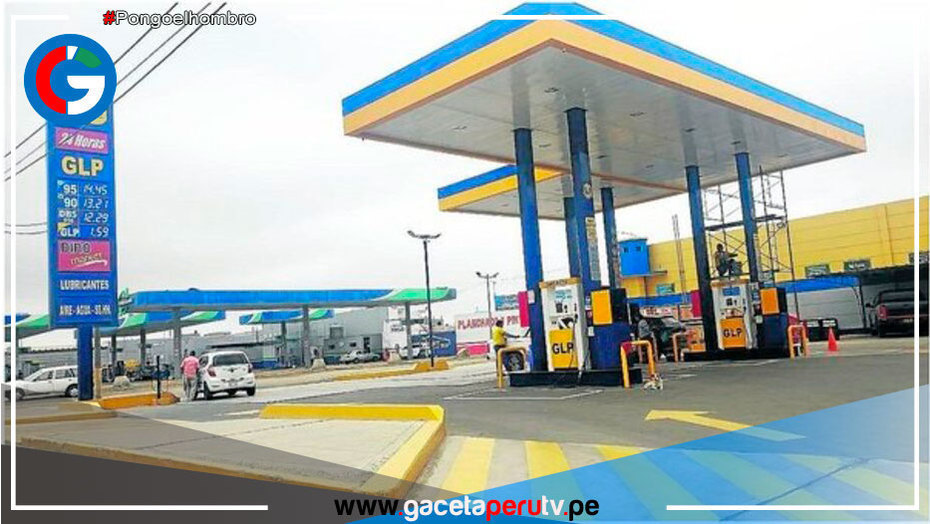 Baja de precios en combustibles