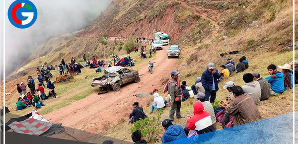 5 fallecidos y 2 heridos por caída de camioneta a un abismo en La Libertad