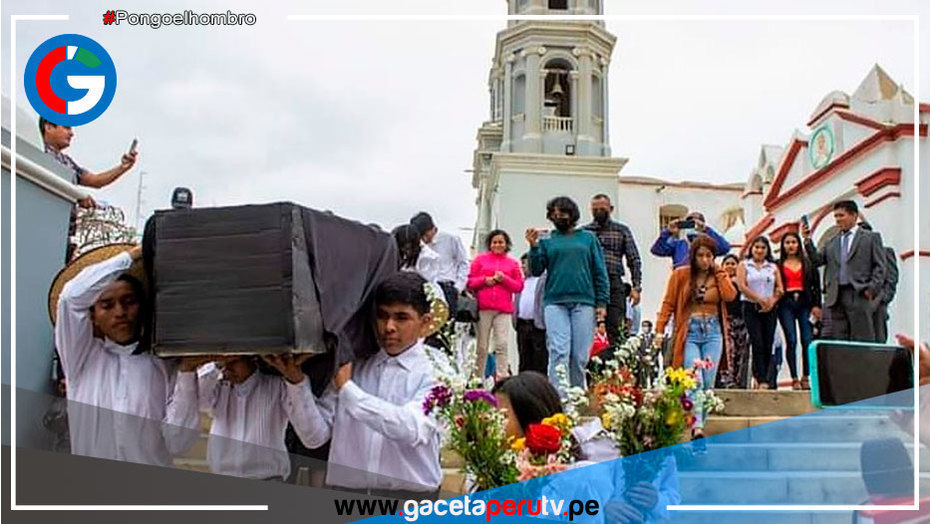 Lambayecanos escenificaron sepelio ancestral muchik en feria de Todos los Santos