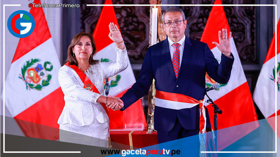 Pedro Angulo Arana jura como nuevo Premier