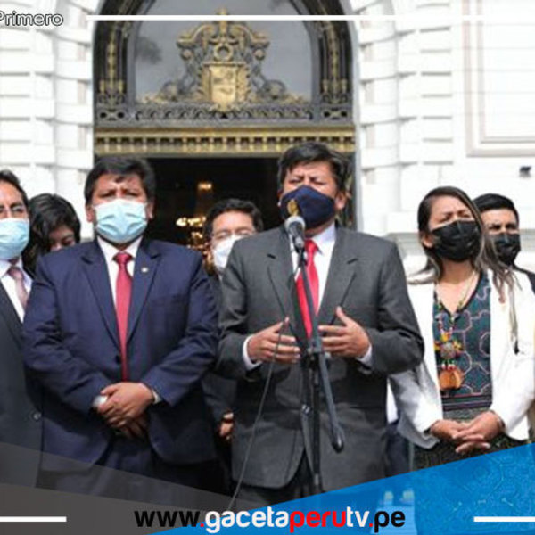 Cuatro congresistas de Perú Libre votaron a favor de que se admita la moción