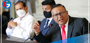 Colegio Médico exige renuncia del ministro de salud Hernán Condori