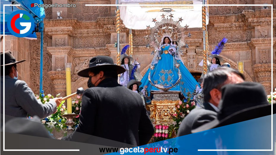 En medio de restricciones población rinde homenaje a la virgen de la Candelaria en Puno