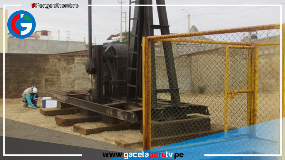 Piura: Supervisan fuga de petróleo en el distrito de Lobitos