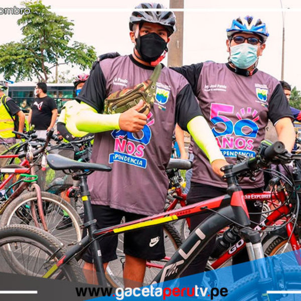 Colocan cintas reflectantes gratuitas en bicicletas en Lima norte 