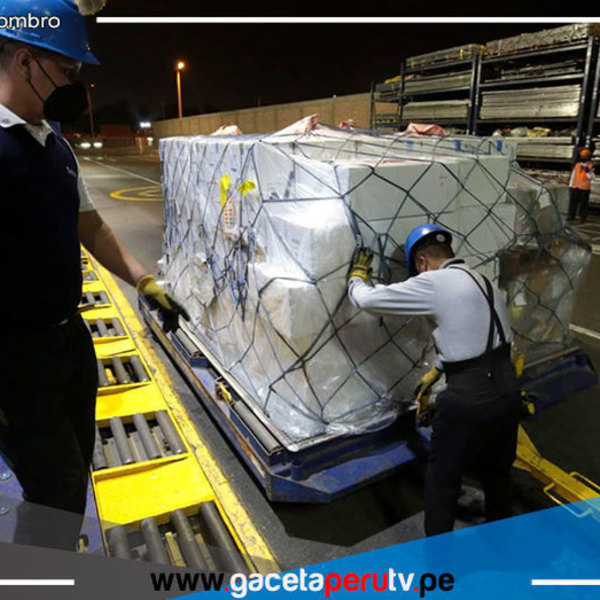 Este viernes llegan al Perú 780,000 dosis de vacunas contra el covid-19 