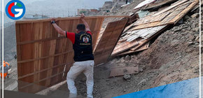 En operativo desalojan a invasores de laderas en Huaycán considerada área protegida 