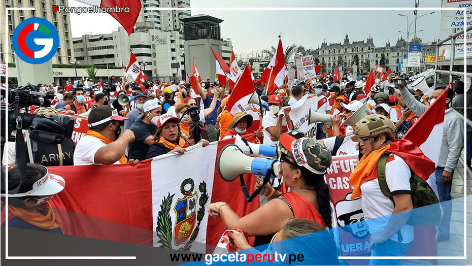 Varios colectivos marcharon por las calles de Lima en protesta contra el gobierno de Castillo