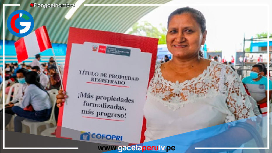 Entregan más de 1,500 títulos de propiedad de viviendas y equipamiento en Piura