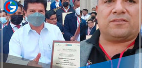 Devuelven reconocimiento a presidente Castillo, en ceremonia de alcaldes