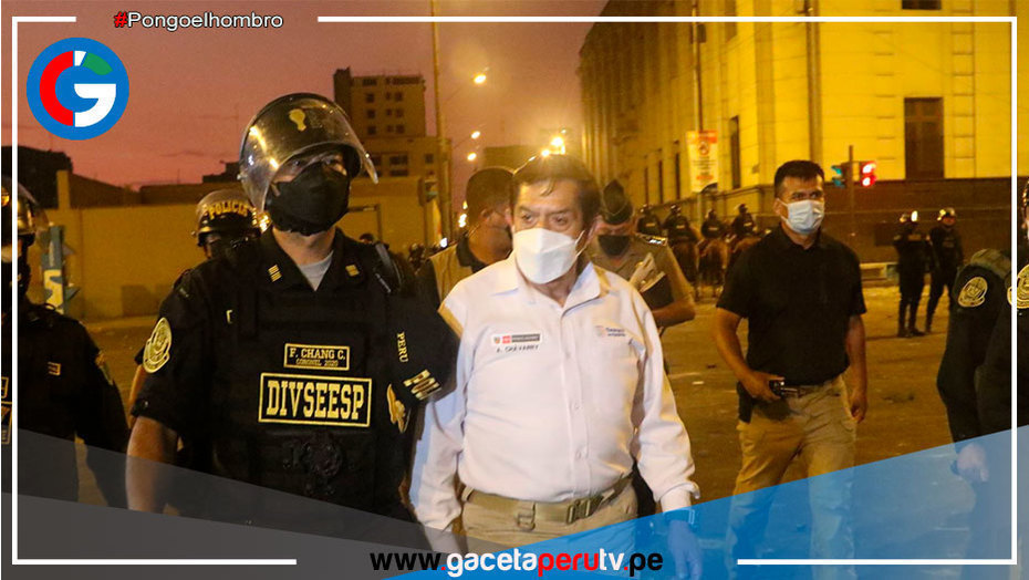 Marchas en Centro de Lima dejan al menos 4 policías mal heridos