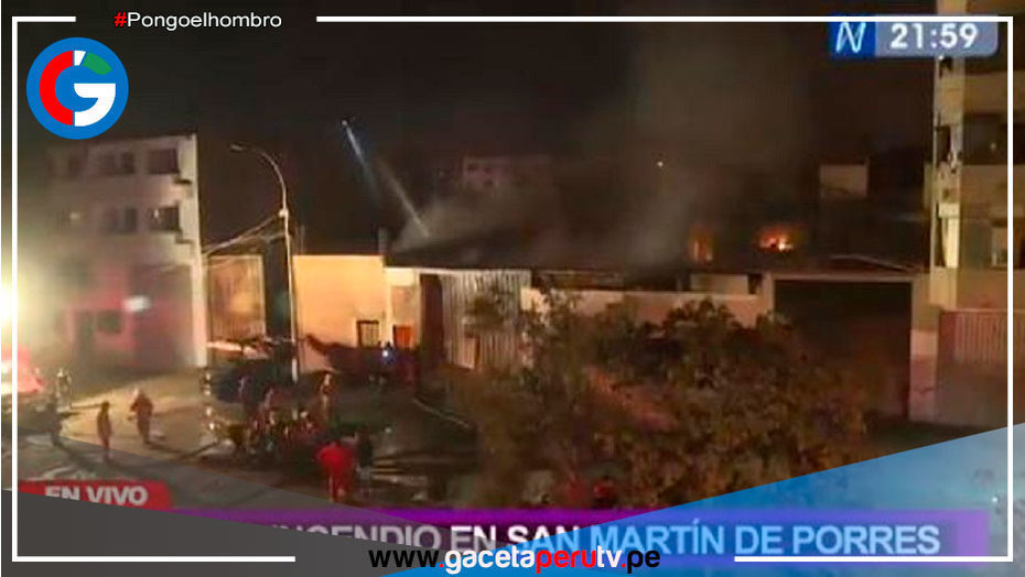 Gran incendio de un almacén en la Av. Los Alisos