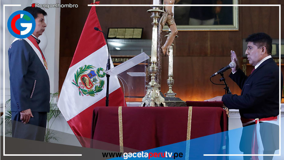 Juró anoche como ministro de Trabajo y Promoción del Empleo Juan Lira Loayza