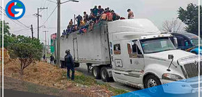 México: Encuentran a 275 migrantes abandonados en caja de tráiler en Veracruz 