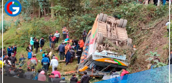 2 fallecidos y al menos 20 heridos deja accidente en vía longitudinal Conchucos 