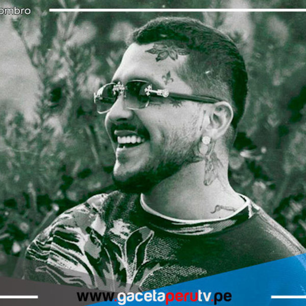 Christian Nodal llega a la lista de los “50 más bellos”