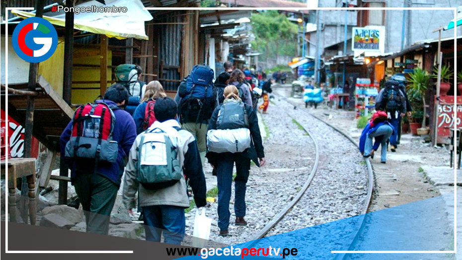 Más del 50 % de peruanos viajará en bus a diversas regiones