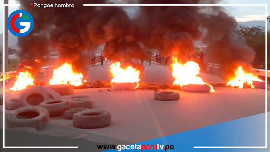 Transportistas en Lambayeque queman llantas y bloquean Panamericana Norte