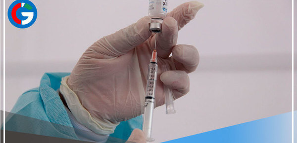 Reino Unido aprueba la primera vacuna contra la variante ómicron 