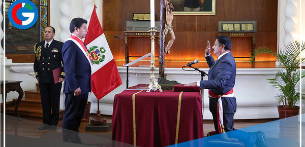 Juramentan a los nuevos ministros de Defensa y de Transportes y Comunicaciones