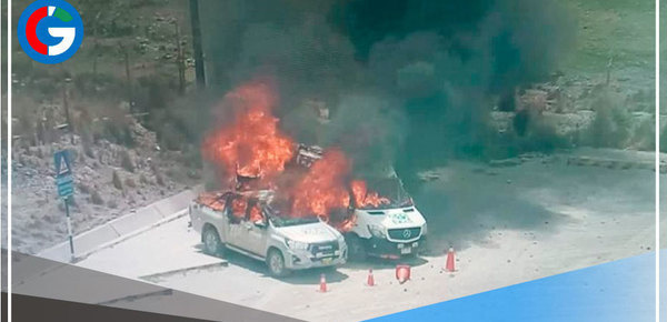 Manifestantes queman dos vehículos tras ingresar a campamento minero en Espinar