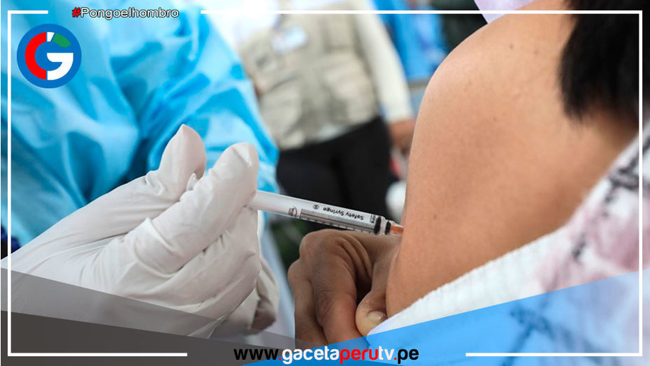 Contagiarse de covid y vacunarse protege más que solo pasar por la enfermedad