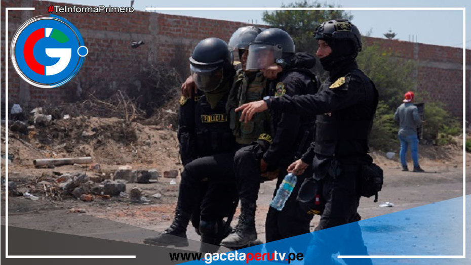 Al menos 10 policías y 4 civiles heridos deja enfrentamiento por protestas en Ica