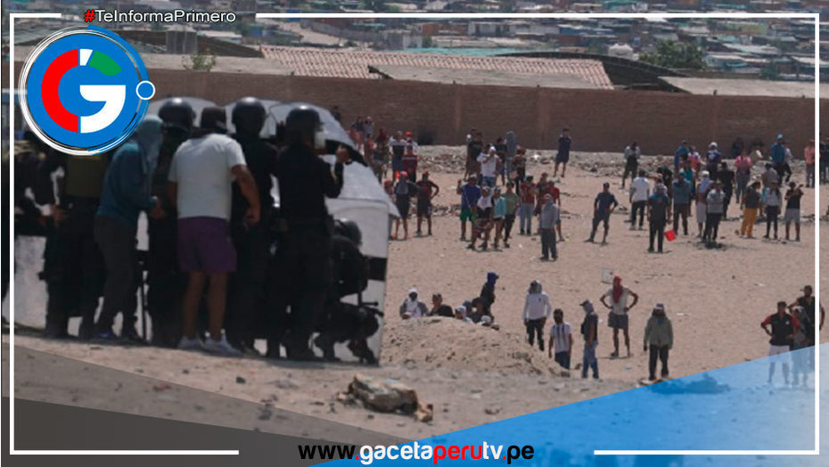 57 policías y 6 civiles heridos deja enfrentamiento al desbloquear Panamericana Sur