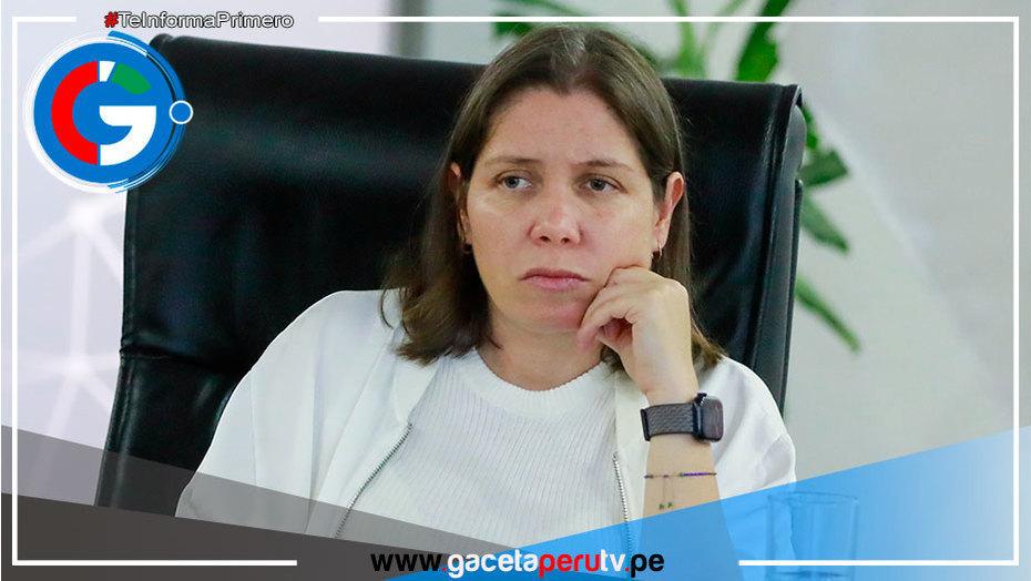 Ministra de la Producción, presenta su renuncia al cargo