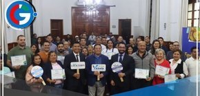 Alcalde Rubén Cano distinguió a huariques y restaurantes que participaron en festival 