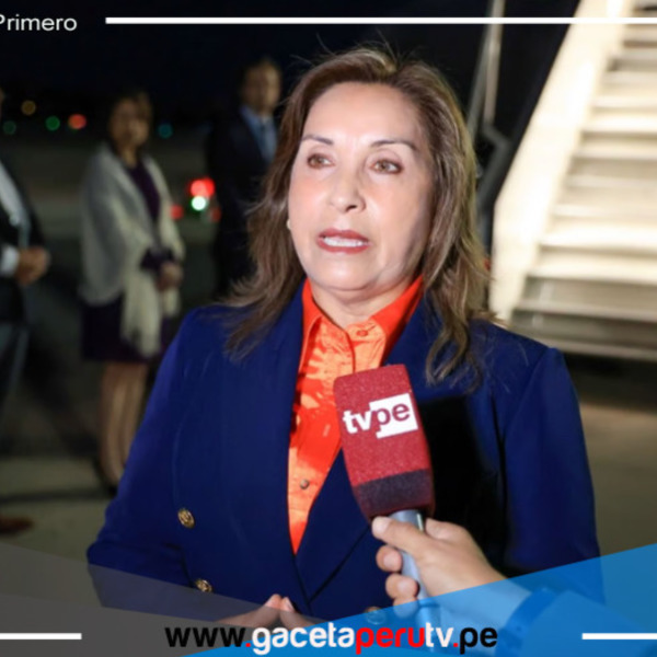 Dina Boluarte se compromete a asistir a compatriotas en Israel y pone a disposición el avión presidencial
