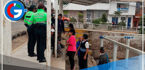 Vecinos de Comas alertaron la presencia de persona slibando licor en Vía Pública Cerca de Escuela